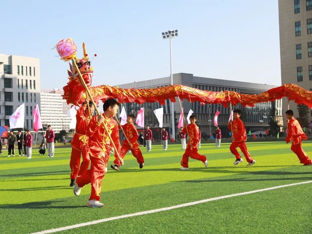 燃运动激情 扬青春风采丨湖南外国语职业学院第十三届师生运动会隆重开幕