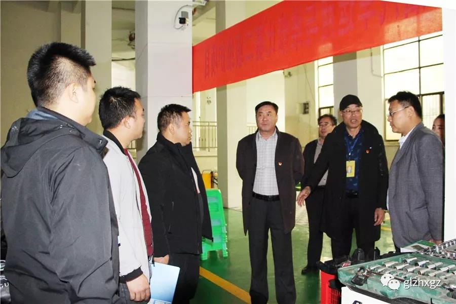 青島市城陽區職業中等專業學校到綜合性高中參觀考察