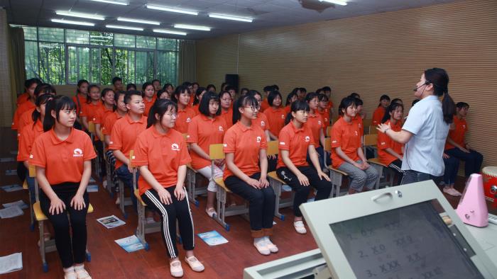 长沙市麓才医药学校校园风貌