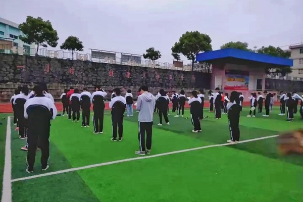 感謝中岳三年時(shí)間，塑造了如今的我