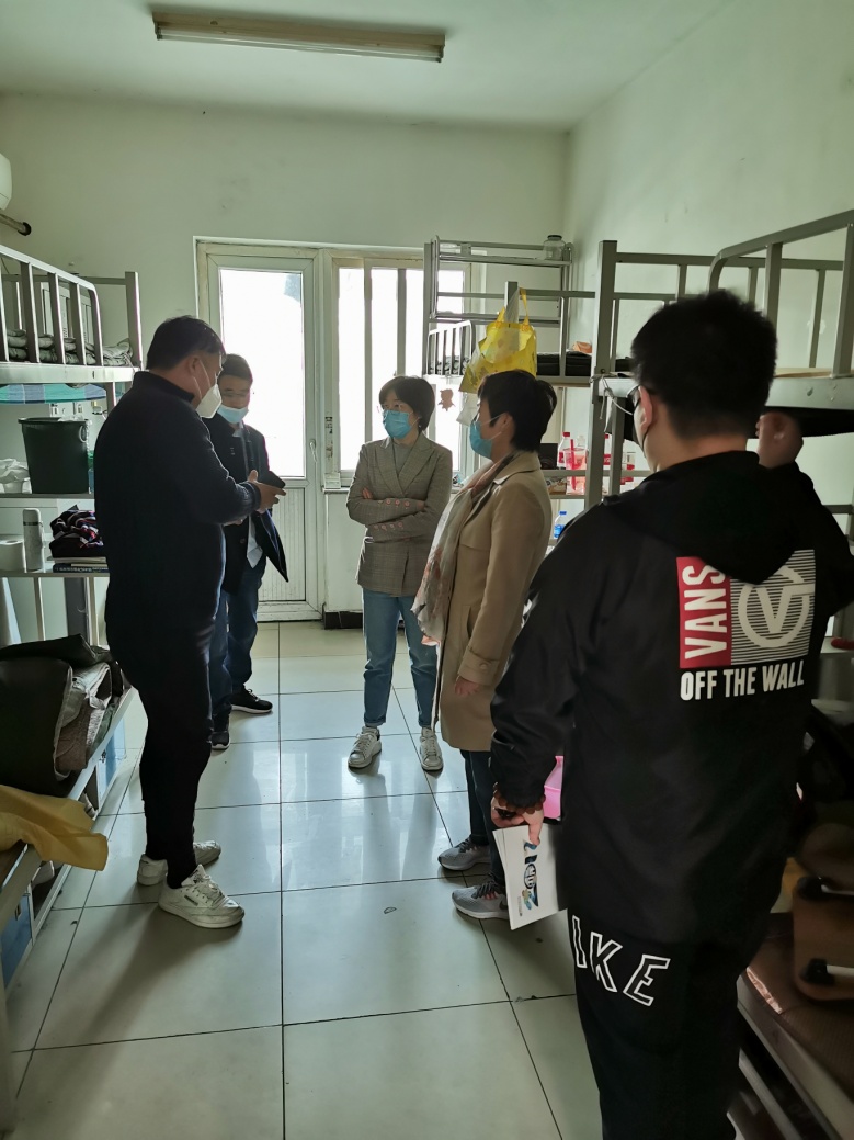 紧绷防控弦 全面摸排查 为平安开学保驾护航