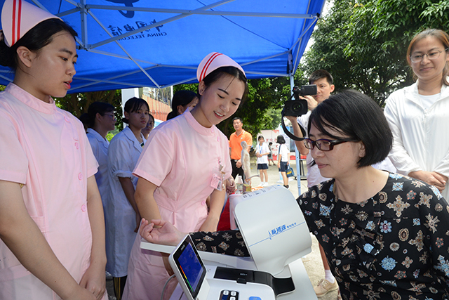 绚丽五月显爱国情怀 喜迎华诞展职教风采 ——我校2019年职业教育活动周暨职业院校校园创客节活动回顾