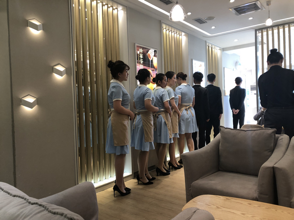 2017級實習生參加北京好利來公司面試