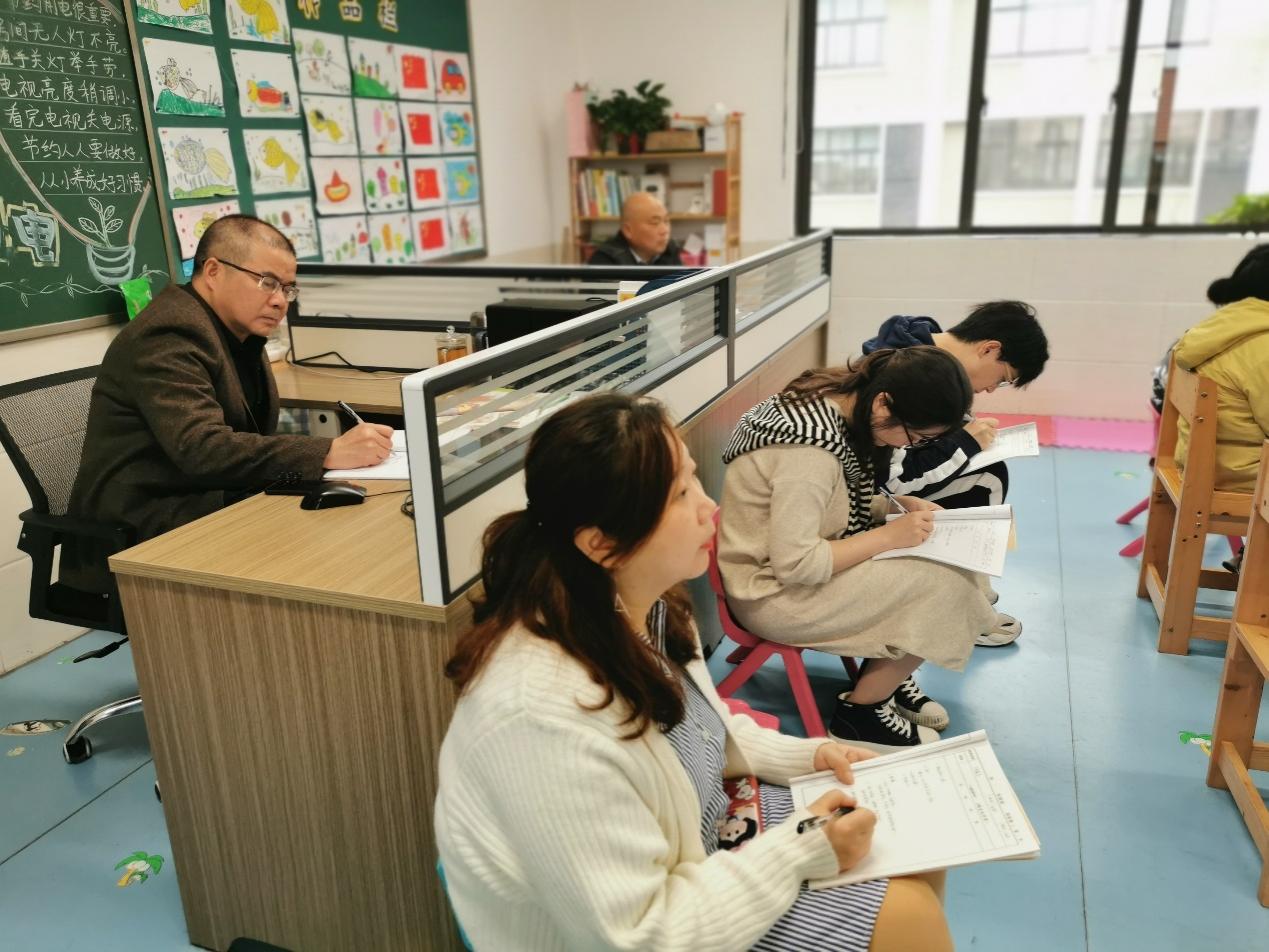 深入课堂共交流，听课评课促成长发布时间