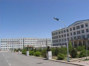 内蒙古乌兰察布市察右中旗第一中学