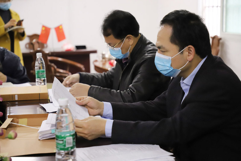 市教育局领导到我校核验和抽查开学准备工作——贵港市白云职业技术学校