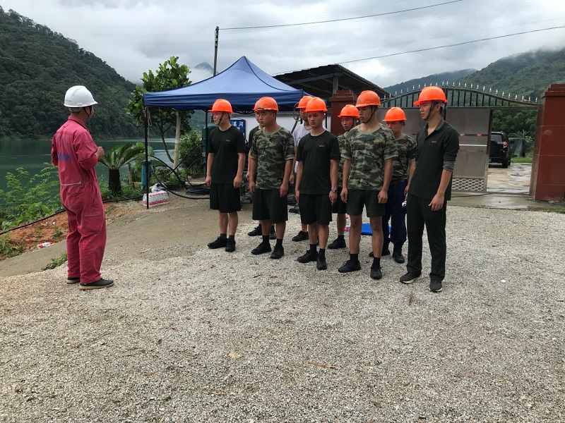 廣州潛水學校圓滿完成貴州消防潛水員開放水域強化集訓任務