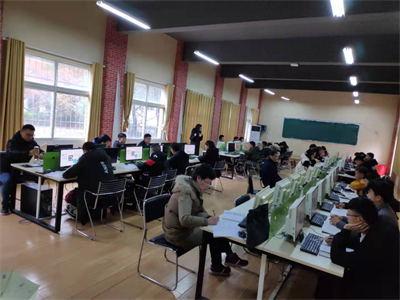 堅守思政教育主陣地 推進課程思政教學改革 ——黃岡科技職業學院校領導深入課堂聽課