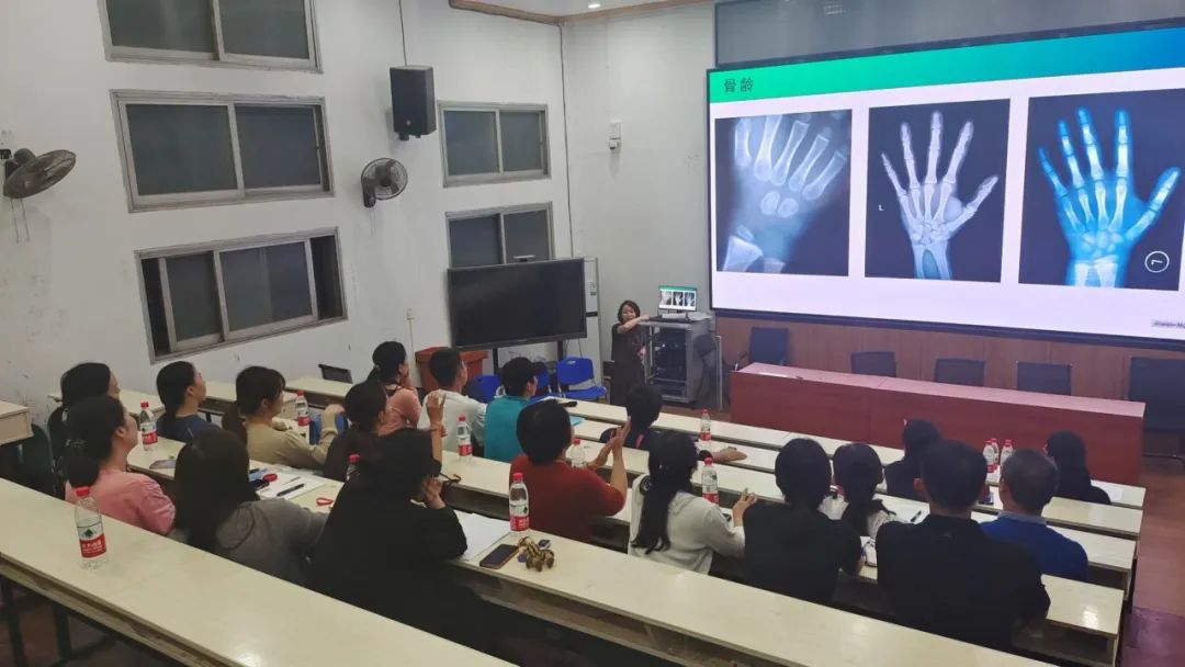 學院體育文化講壇之“周三夜話”學術講座第四期開講 王一蓉教授主講“兒童解剖生理特點與體育教學”