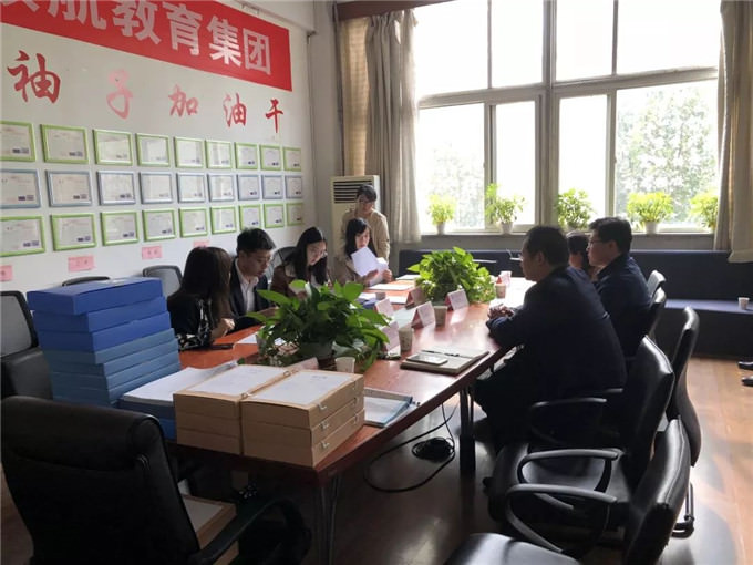 首都機場集團要客部領導蒞臨我校參觀考察