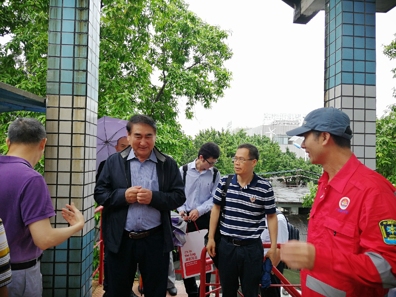 中国潜水打捞行业协会宋家慧理事长一行到访广州潜水学校
