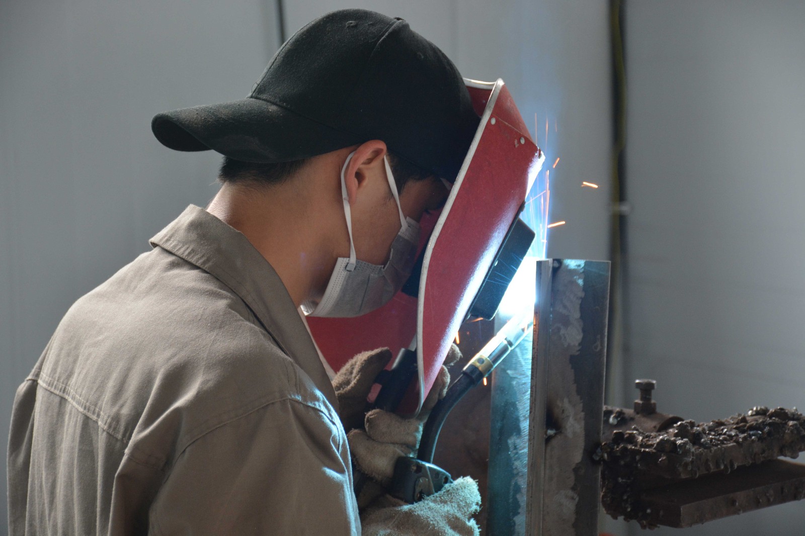 巧手筑夢青春 技能成就未來 ??——我校成功舉辦第三十屆職業技能大賽