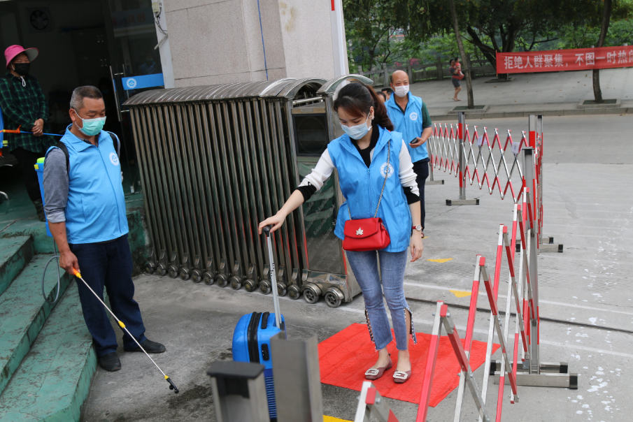 河池市技工学校开展新冠肺炎疫情防控应急演练 筑牢开学复课防线