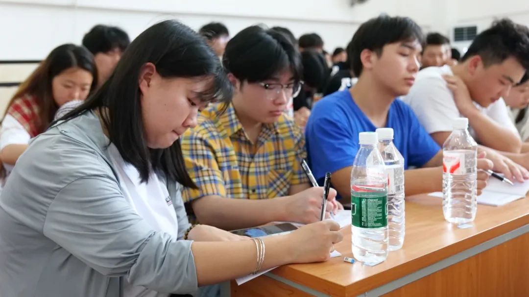 “青馬班”第一課，一起進(jìn)入“鑄牢中華民族共同體意識”學(xué)習(xí)之旅！