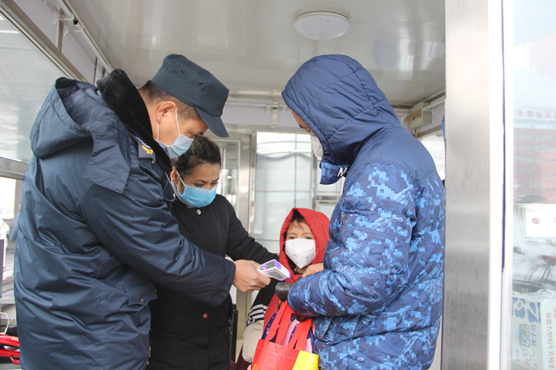 嚴防死守 筑牢三層屏障 讓校園更安全