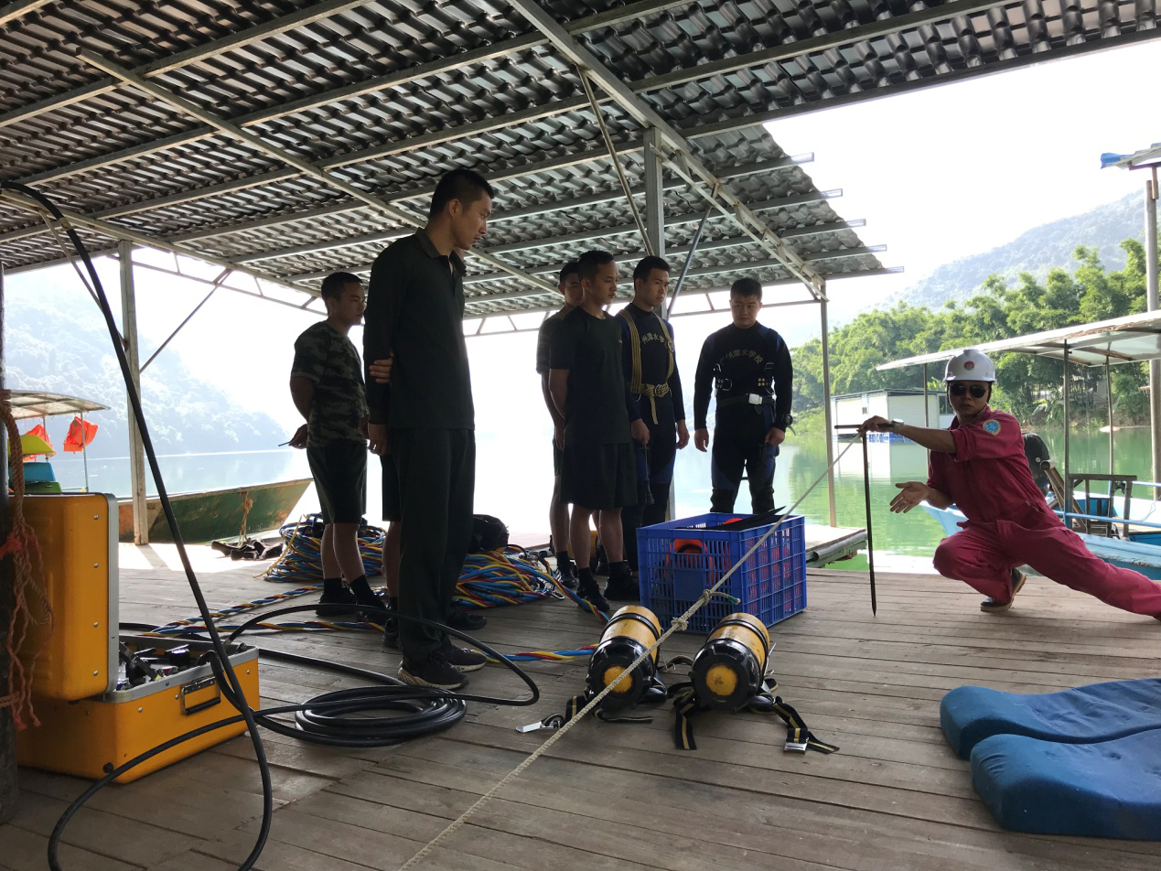 廣州潛水學校圓滿完成貴州消防潛水員開放水域強化集訓任務