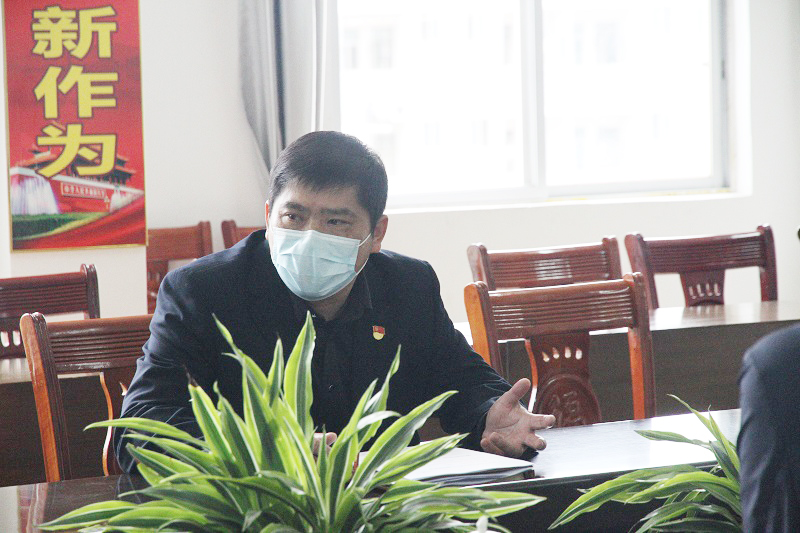 市人大常委会副主任、县委书记严水石一行莅临安远中专调研疫情防控和开学准备工作