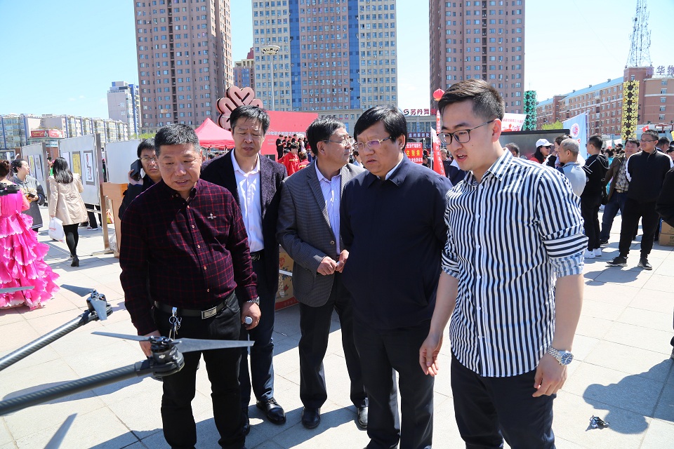 我校參加2019年職教活動周啟動儀式