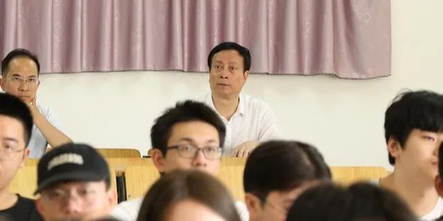 新学期！解锁我校师生的课堂状态~