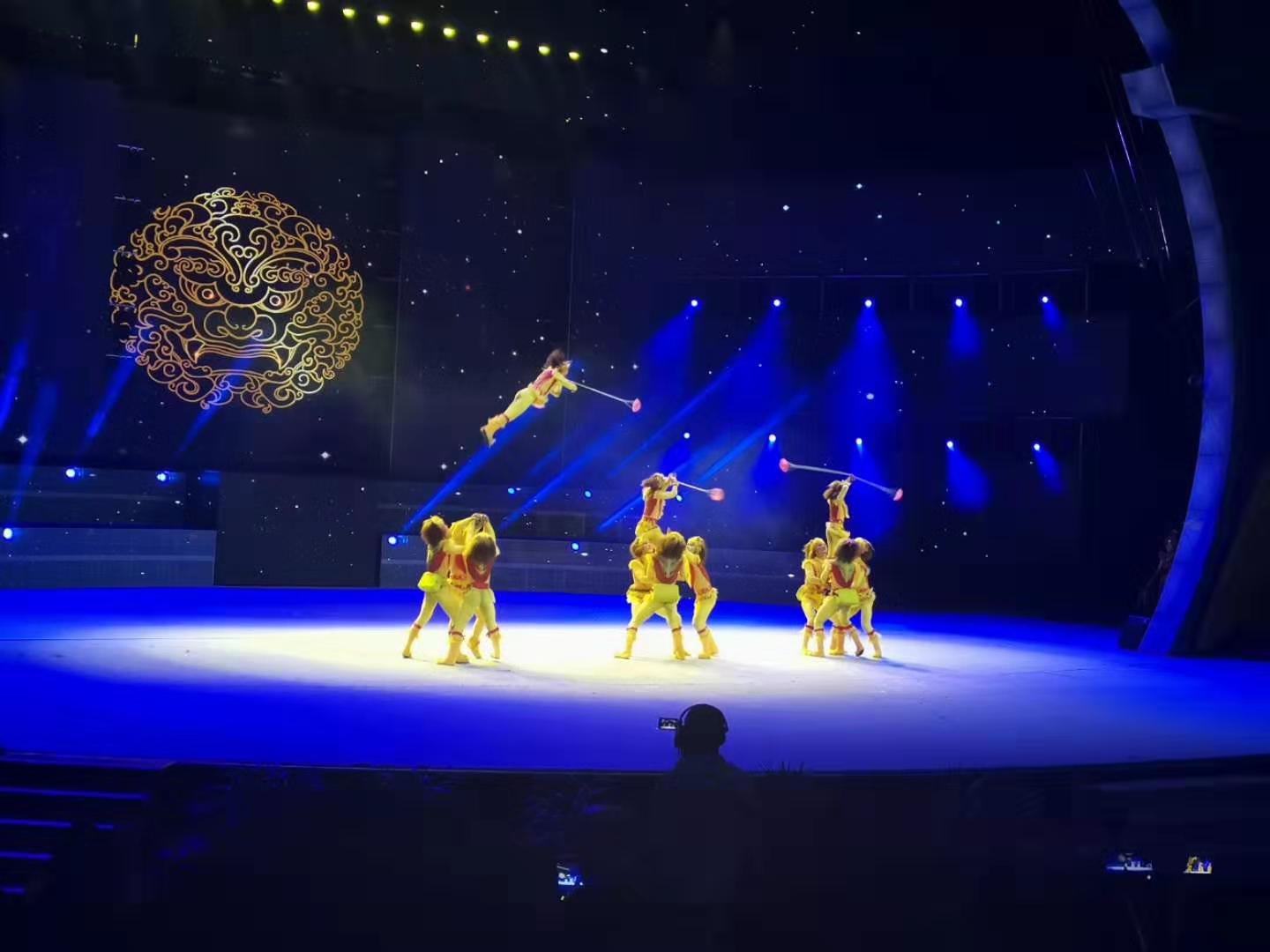 我校《凌云狮秀——流星》勇获第十七届杂技节金狮奖