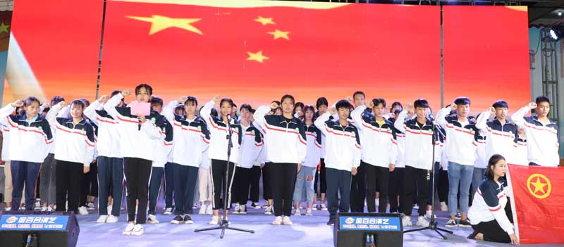 “唱我想唱，唱得响亮”——第三届校园演唱比赛精彩片段