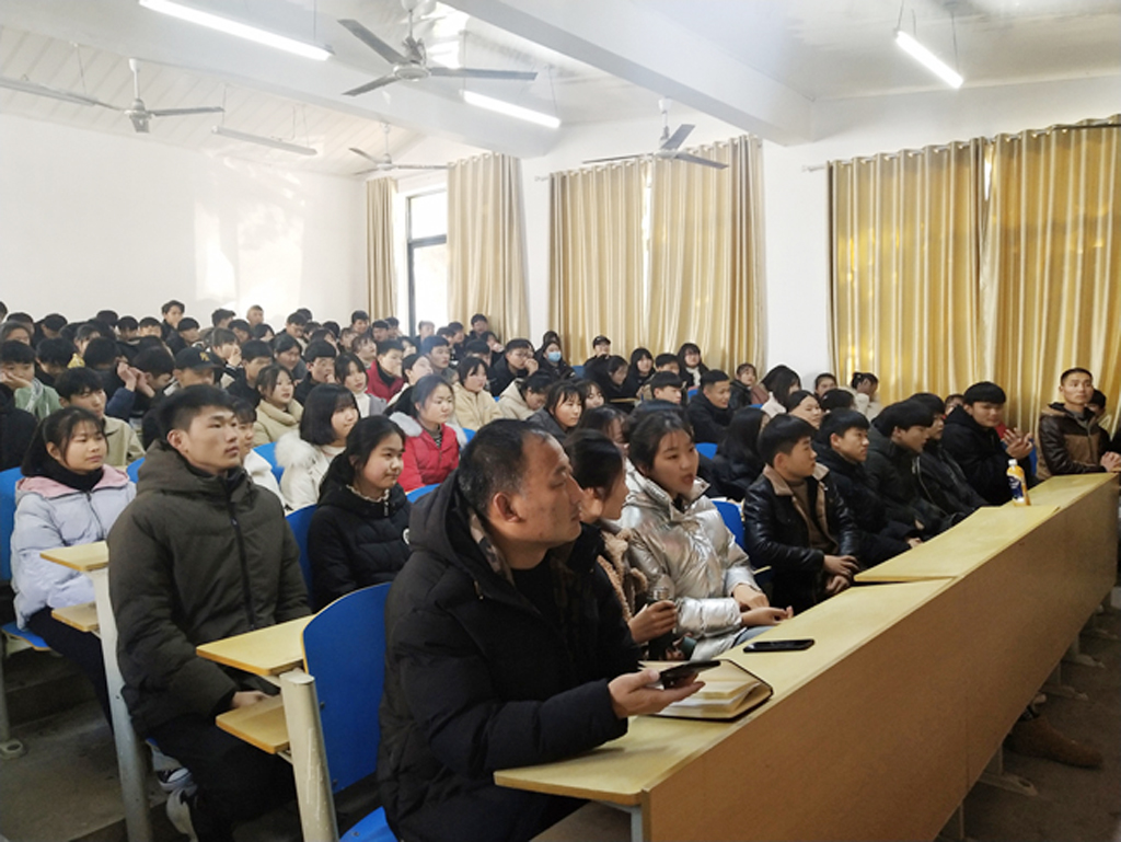 勵志樂學，涵養優良學風 精技敬業，領航青春夢想