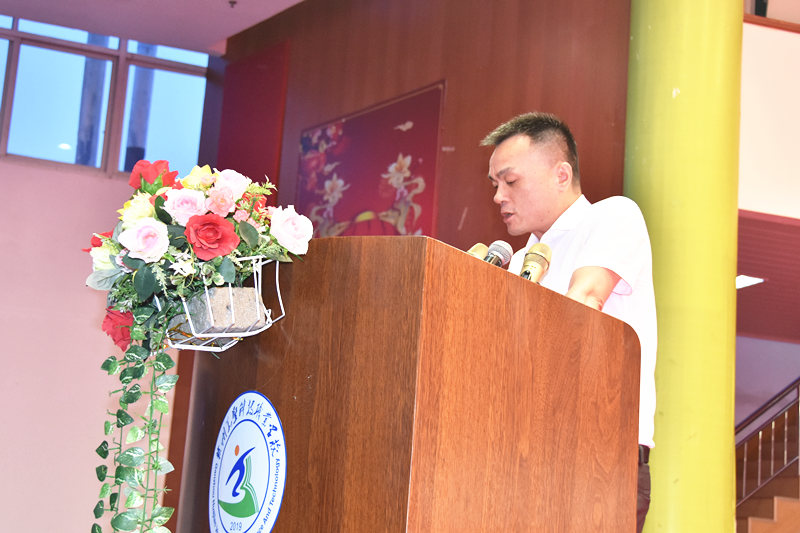 2019年贛州市中等職業學校技能大賽信息技術類比賽在贛州華堅科技職業學校隆重開幕