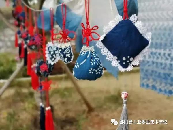 “青出于蓝而胜于蓝” 记邵阳县工业职业技术学校“蓝印花布”传承与发展