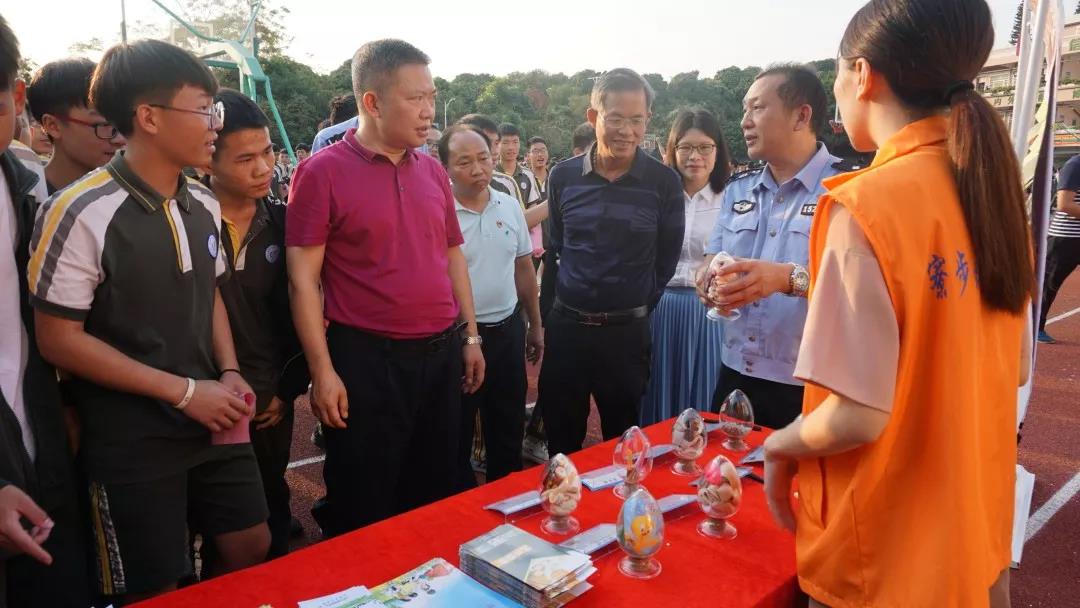 东莞汽校开展禁毒普法宣传活动