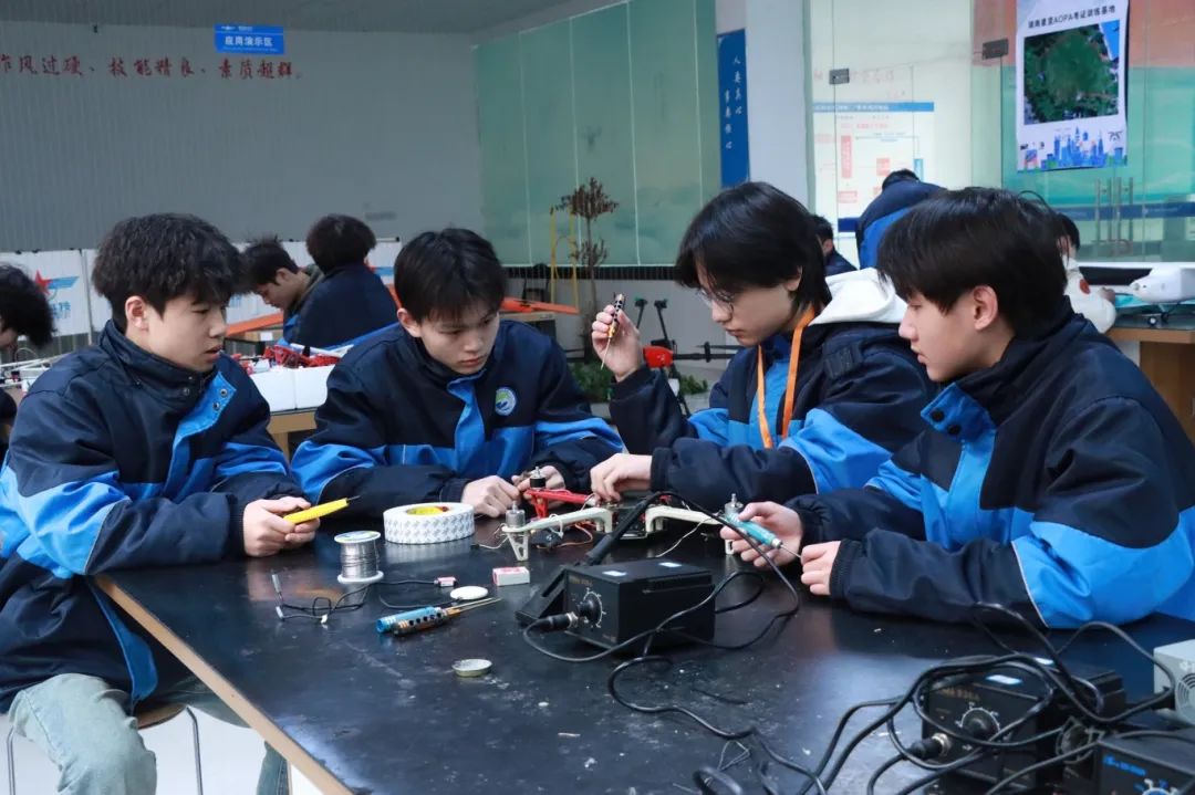 長沙市英藍中等職業技術學校2025年招生簡章