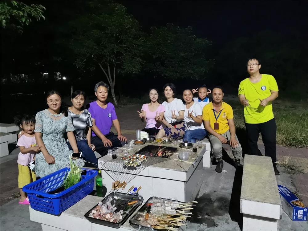 情浓浓，爱融融——宝山职校教职工集体生日会