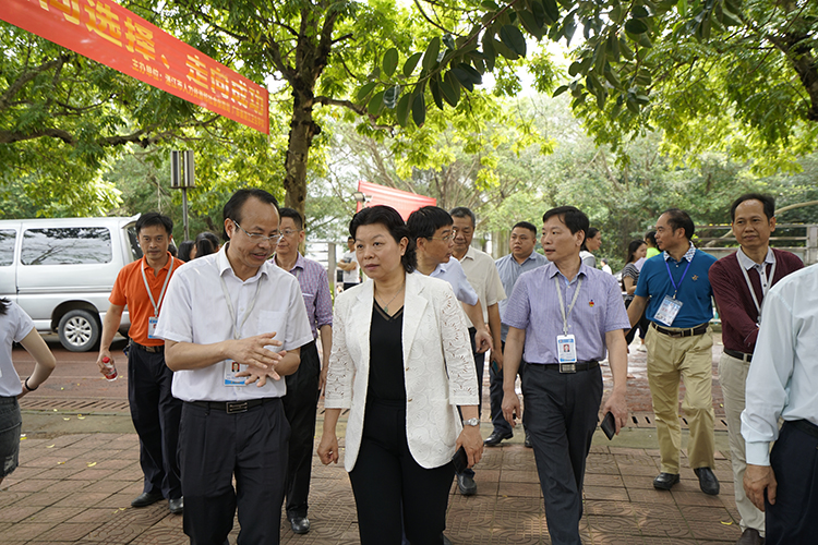 广东省湛江卫生学校2019年毕业生供需见面会暨校企合作洽谈会圆满成功