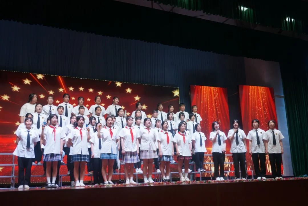 唱響青春·永遠跟黨走