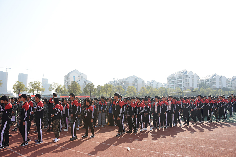 赣州市学生资助管理中心工作组来我校检查指导中职学生资助工作