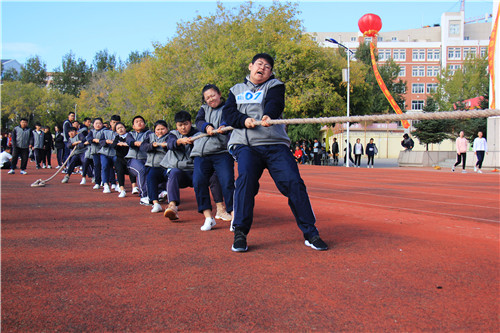 市职教中心学校2019年秋季田径运动会胜利召开