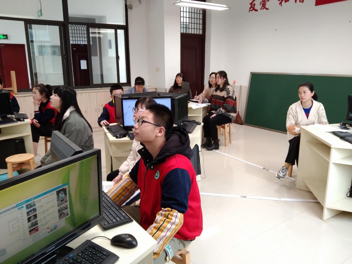 站稳三尺讲台，不负青春年华发布时间