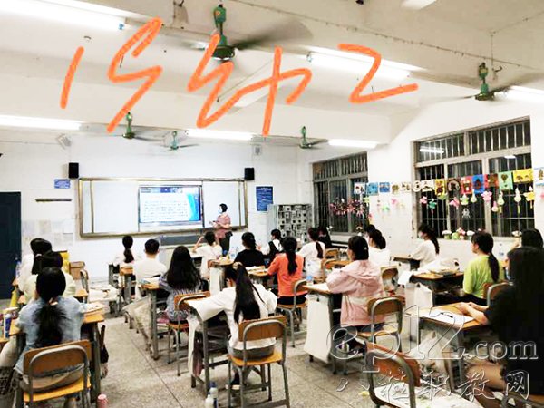 河池市宜州区职教中心学生分批返校复学