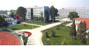 唐山商业技工学校