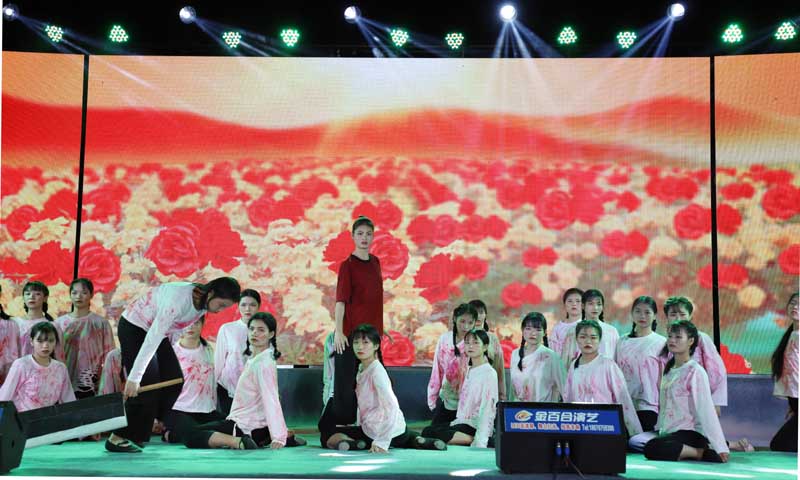 “唱我想唱，唱得响亮”——第三届校园演唱比赛精彩片段