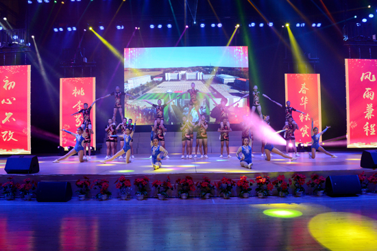 學(xué)校校慶精彩瞬間
