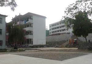 广西融水民族卫生学校
