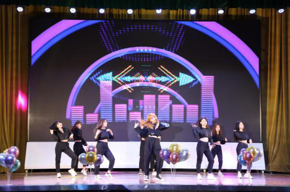 我校成功舉辦2020年 “逐夢新時代、奮進新征程”迎新年文藝聯歡會